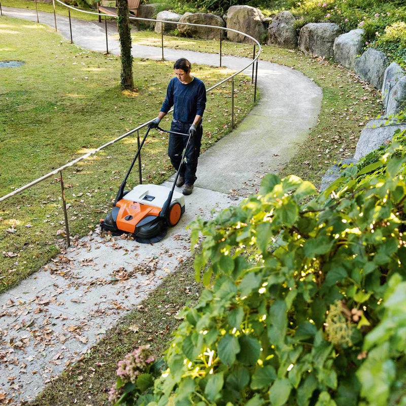Zamiatarka ręczna Stihl KG 770
